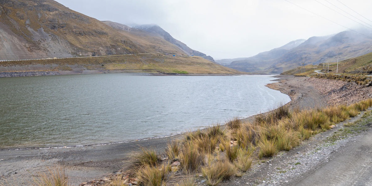 Una de las represas que brinda agua potable a La Paz. (Foto: RRSS)