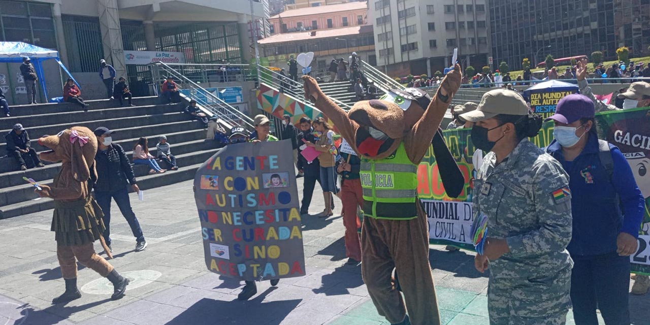 Gobierno trabaja en políticas públicas para la atención de personas con autismo