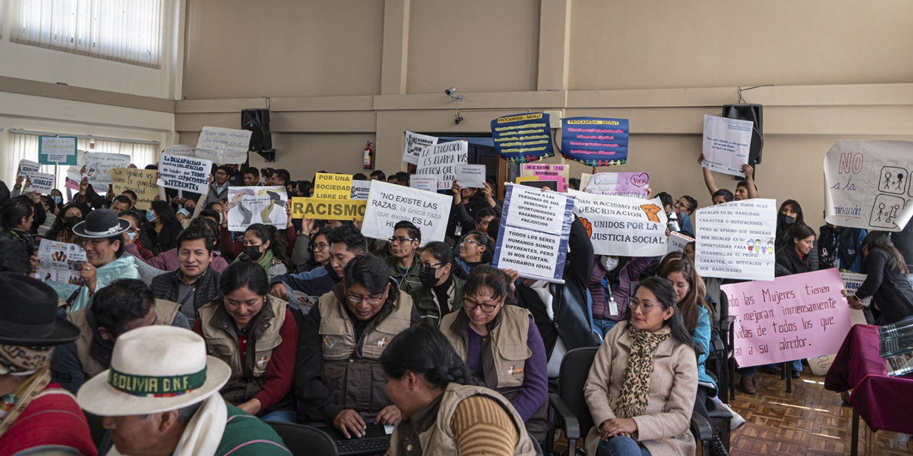 Los asistentes al taller. (Foto: MDRYT)