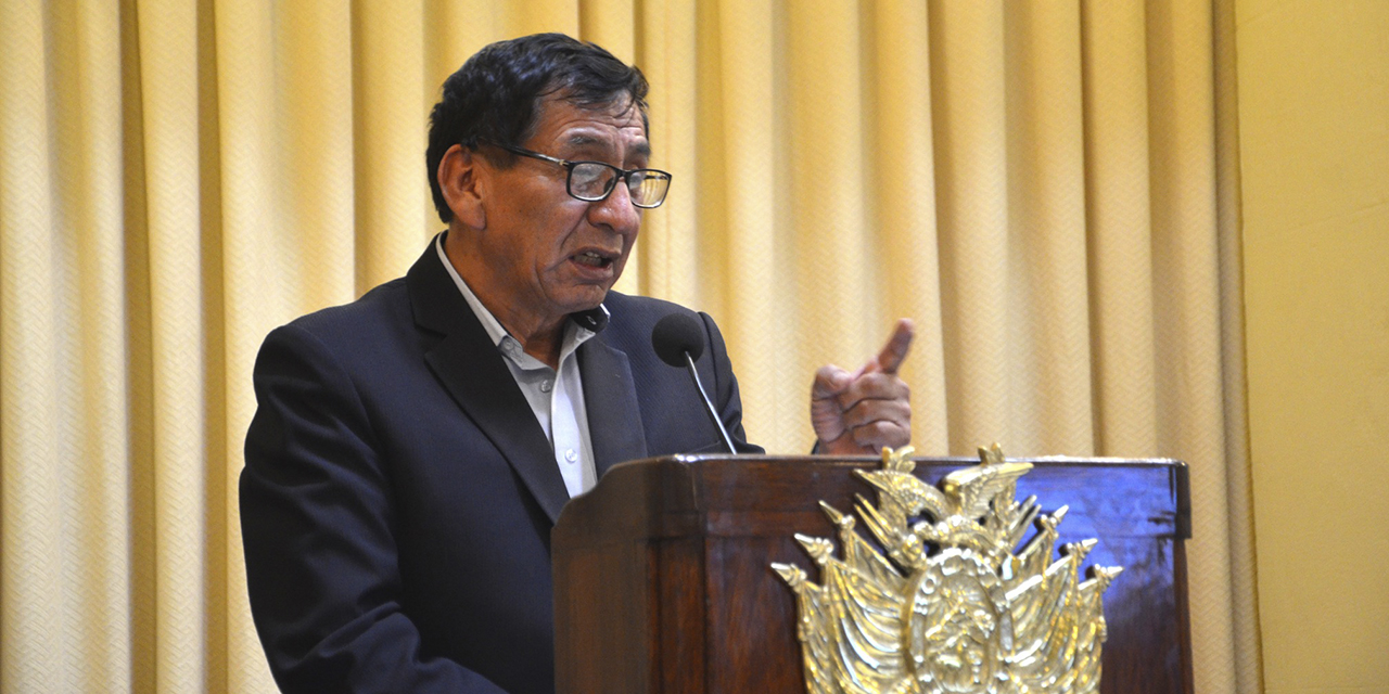 El ministro de Medio Ambiente y Agua, Rubén Méndez. Foto: Archivo MMAyA