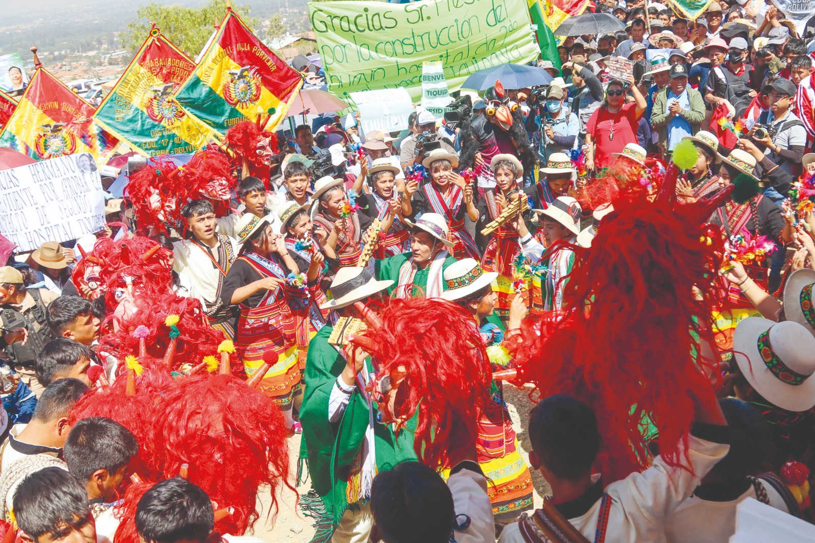 CabildosBolivia6161023