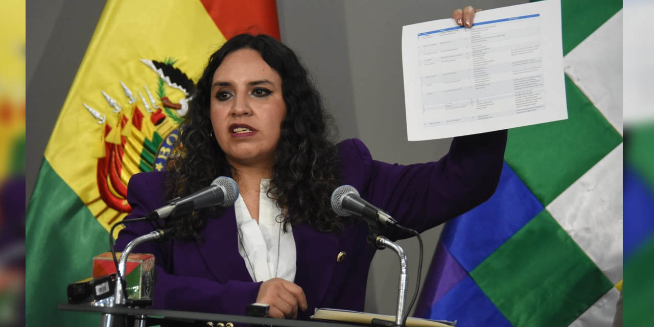 La titular de Salud aclara las razones por las que murieron 13 personas.  | Foto: MSyD
