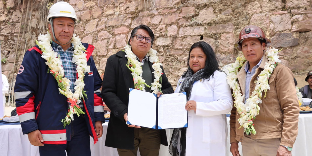 Centro de Salud de Colquiri ‘Virgen de Fátima’ recibe acreditación del ASUSS