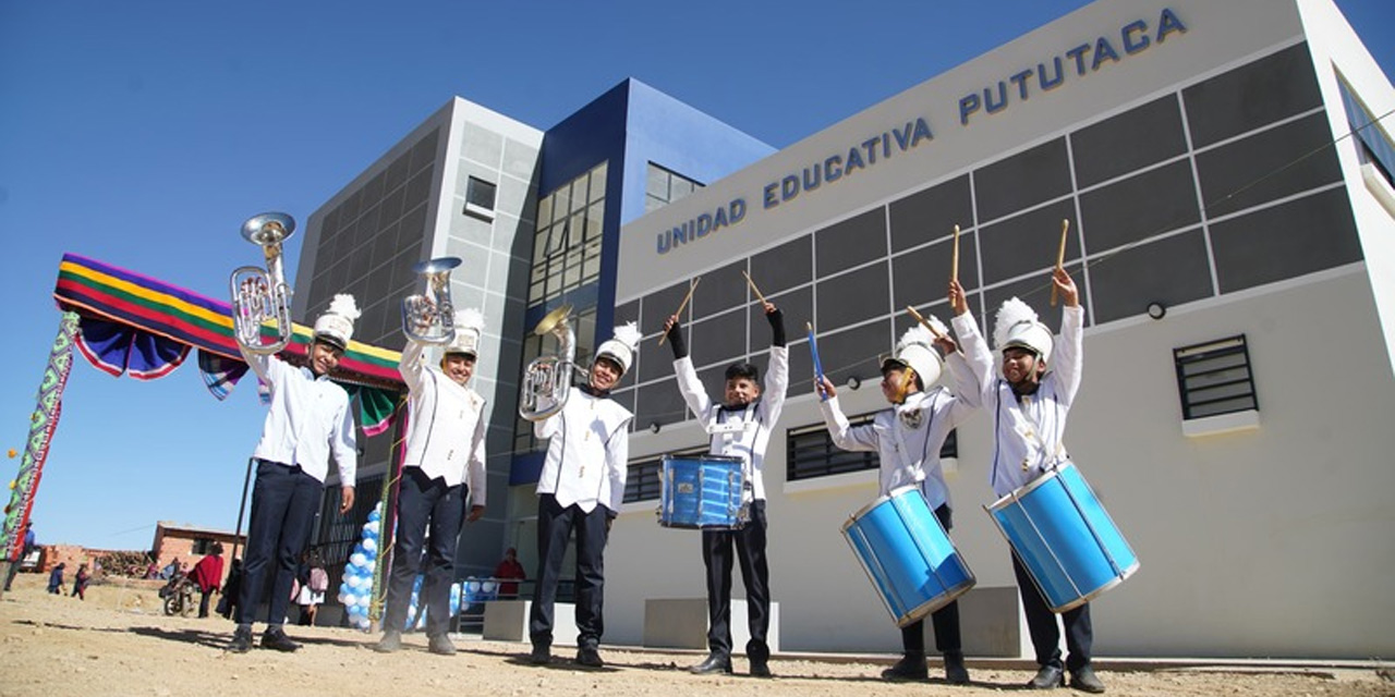 El presidente Luis Arce entregó este jueves 23 de mayo una moderna infraestructura educativa en San Lucas, Chuquisaca. Foto archivo