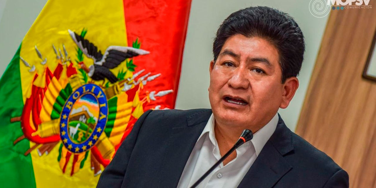 El ministro de Obras Públicas, Servicios y Vivienda, Edgar Montaño. Foto: Archivo MOPSyV