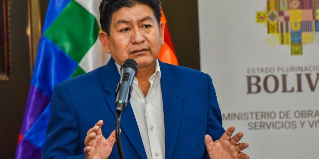 El ministro Edgar Montaño