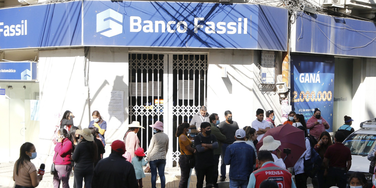 Sucursal del Banco Fassil en Cochabamba. (Foto: Archivo)