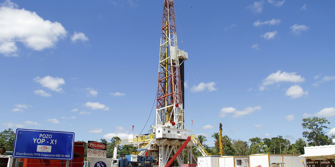 El nuevo pozo hidrocarburífero Yope-X1 podría producir alrededor de 200 barriles de petróleo al día. (Foto: YPFB)