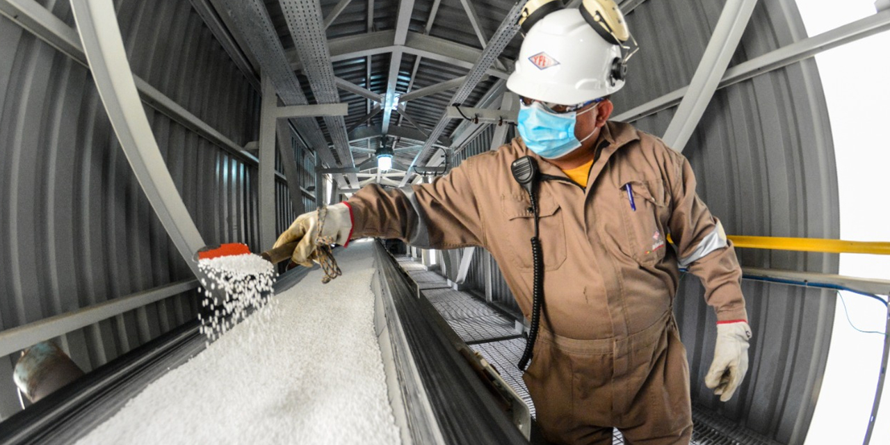 Operaciones de producción en la planta de urea. (Foto: Archivo)