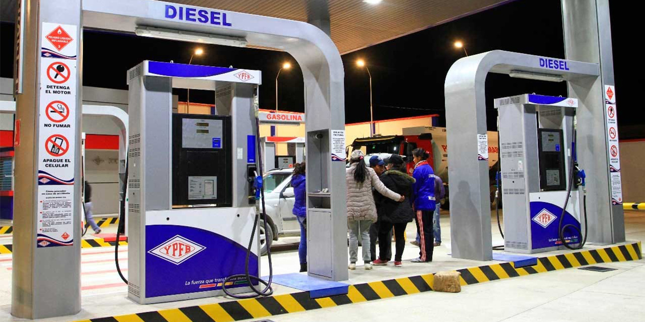 YPFB garantiza abastecimiento de combustibles y anuncia medidas para combatir la especulación 
