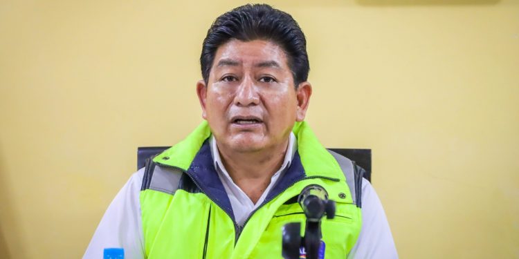Obras Públicas prioriza 3 tramos de la carretera Uyuni – Hito 60 y prevé pronta licitación