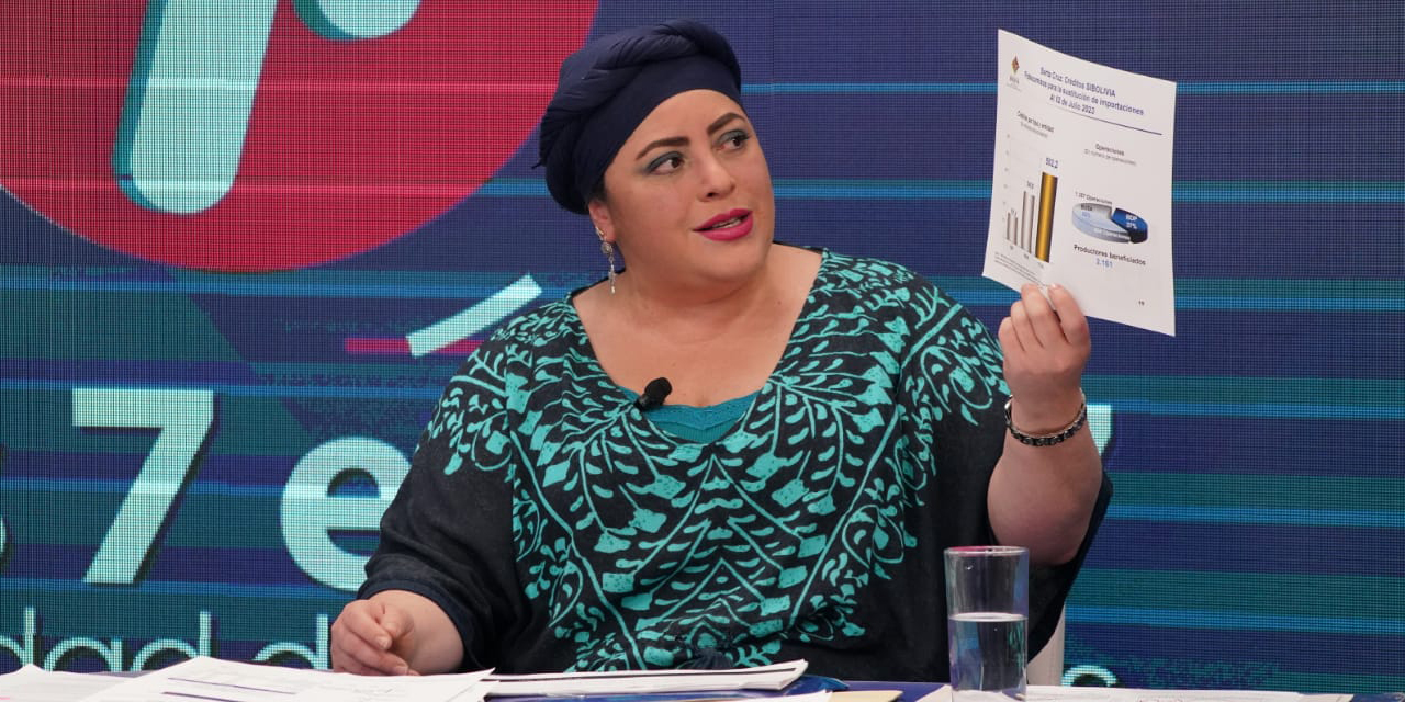 La ministra María Nela Prada