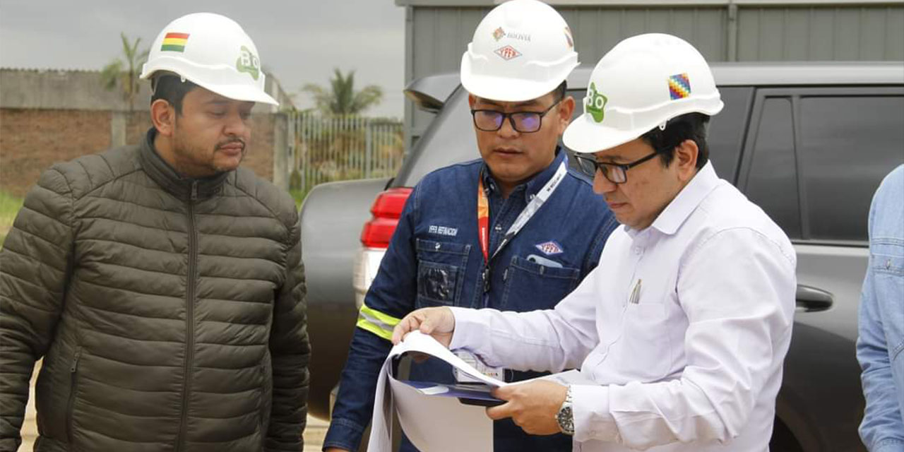 Ministro Molina destaca avance del 49% en la construcción de la Planta de Biodiesel 1