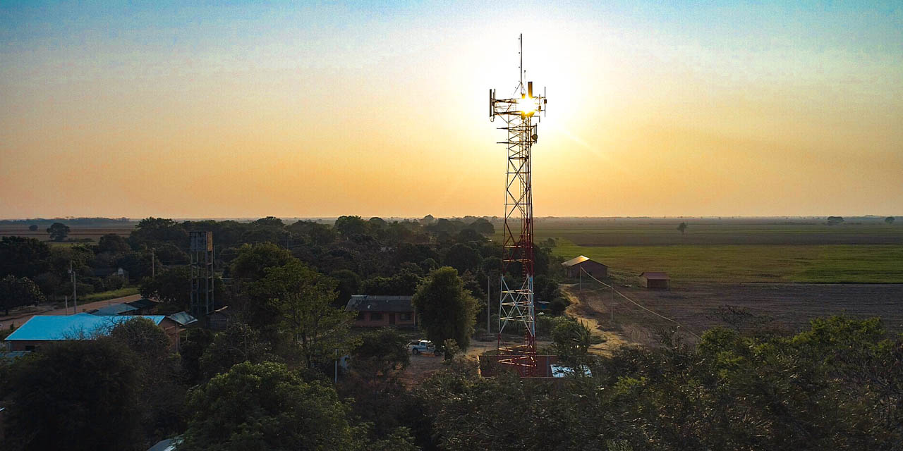 Estación de Radio Base en Santa Cruz. Foto: Entel.