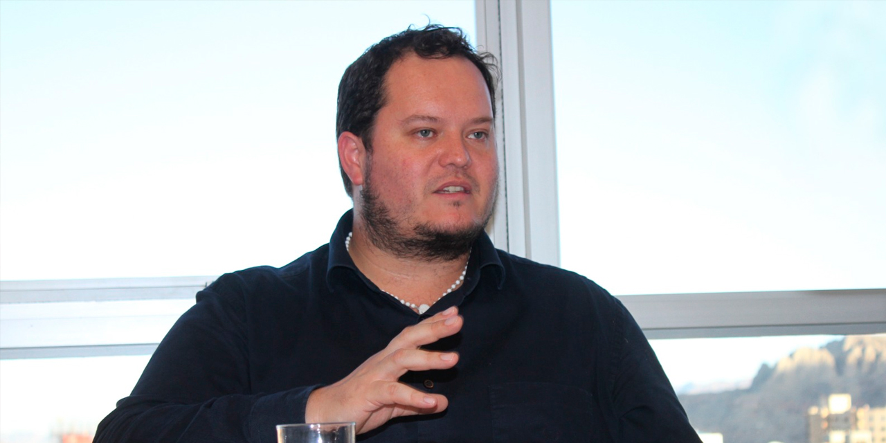 El presidente de YPFB, Armin Dorgathen. Foto: Archivo