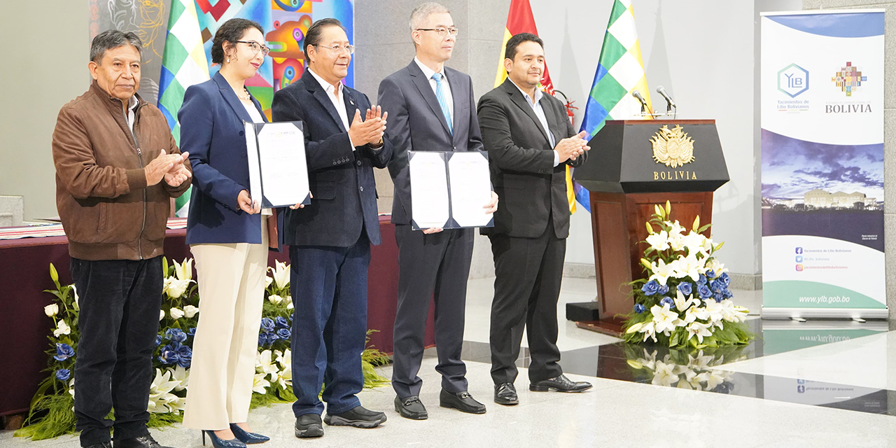 YLB y CBC firman convenio para construir Planta Piloto EDL en el salar de Uyuni