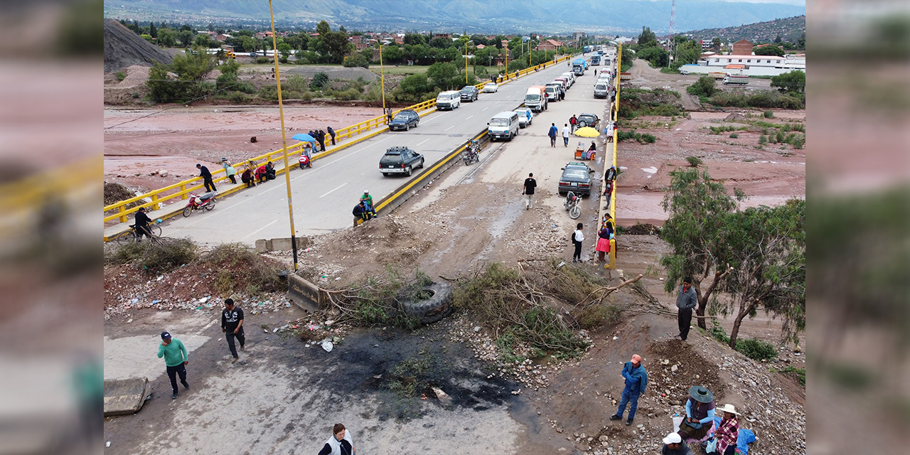 Los empresarios de Cochabamba alertan del aumento de precios en 20% por los bloqueos