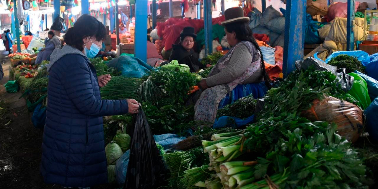 La estabilidad de las cifras posibilita también una estabilidad en los precios de la canasta familiar. Foto: Archivo