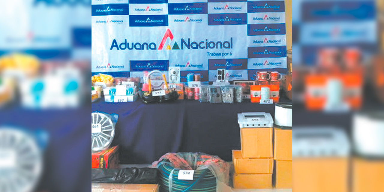 Productos incautados al contrabando que serán subastados. Foto: Aduana