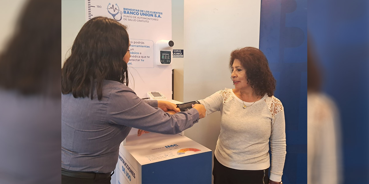 Banco Unión “marca diferencia” e implementa puntos de automonitoreo de salud en sus agencias 