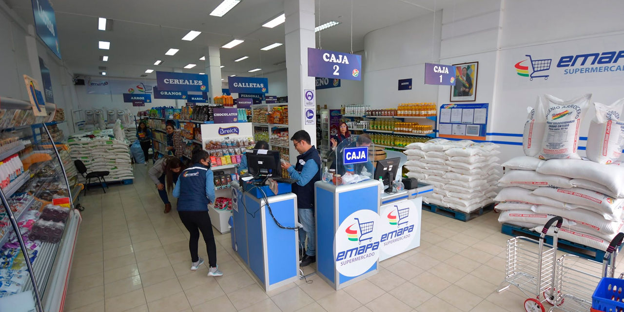 Una de las tiendas de Emapa.