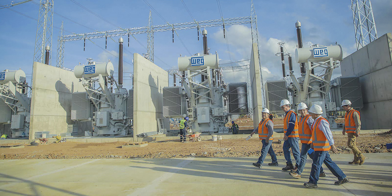 La inspección al proyecto en la subestación Las Brechas, en Santa Cruz. | Foto: MHE