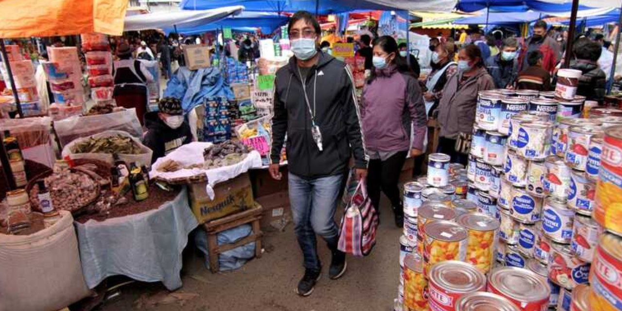 El mercado Rodríguez en la ciudad de La Paz. Foto: Archivo.