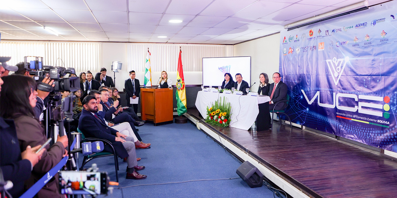 Ventanilla Única de Comercio Exterior inicia operaciones para modernizar los trámites comerciales en Bolivia