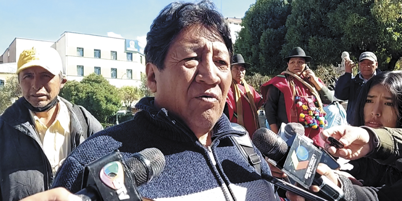 El dirigente del transporte pesado de La Paz, Domingo Ramos.