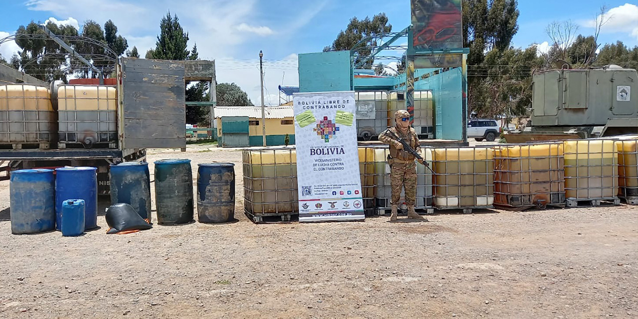 Combustibles incautados en el marco del Plan Soberanía. Foto:  Min. de Defensa