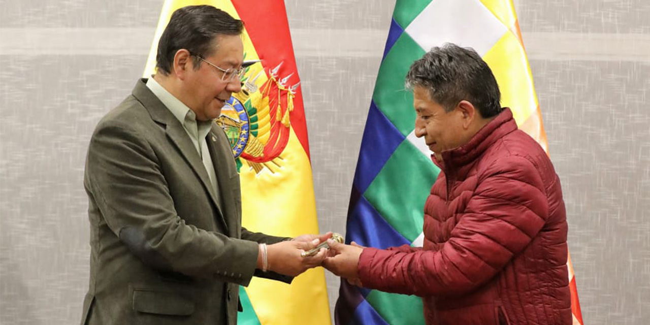 Arce viaja a Caracas para concretar acuerdos en la III Comisión de Integración Conjunta Venezuela-Bolivia