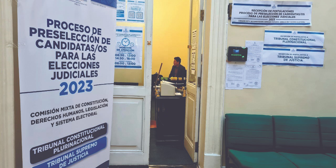 La recepción de postulantes en el edificio viejo del Legislativo. (Foto: Senado)
