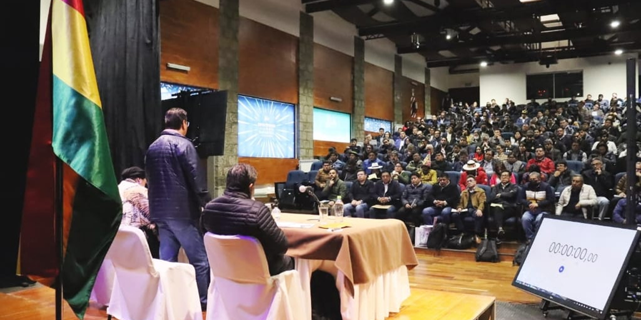 Se realizó el tercer gabinete ampliado del gobierno de Luis Arce, en el Parque de las Culturas de Mi Teleférico, en la ciudad de La Paz.   (Foto: Presidencia)