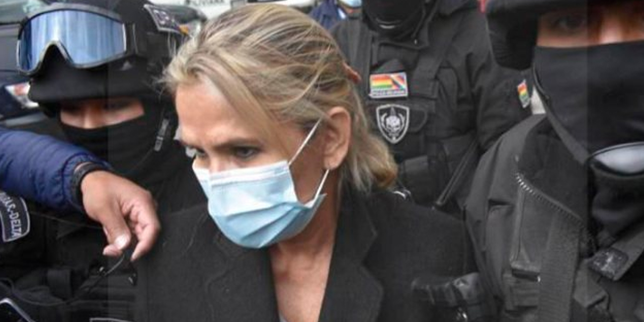 La expresidenta Jeanine Áñez