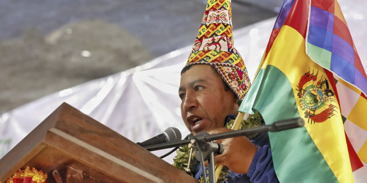 El ejecutivo de la CSUTCB, Eber Rojas.