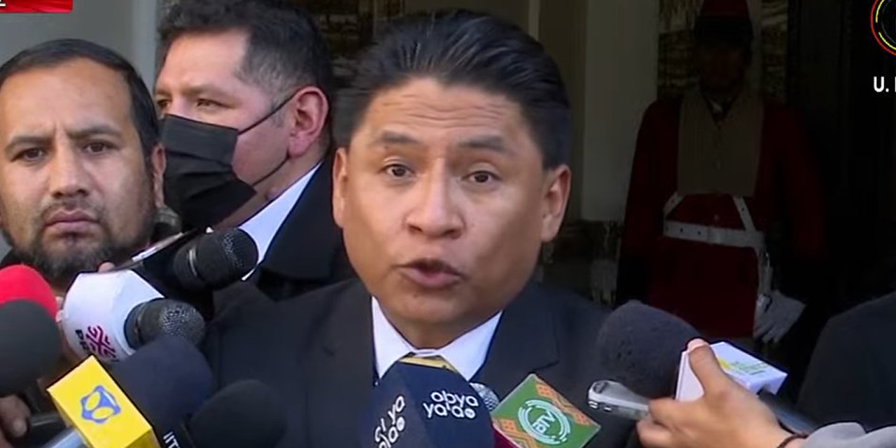 El ministro Iván Lima