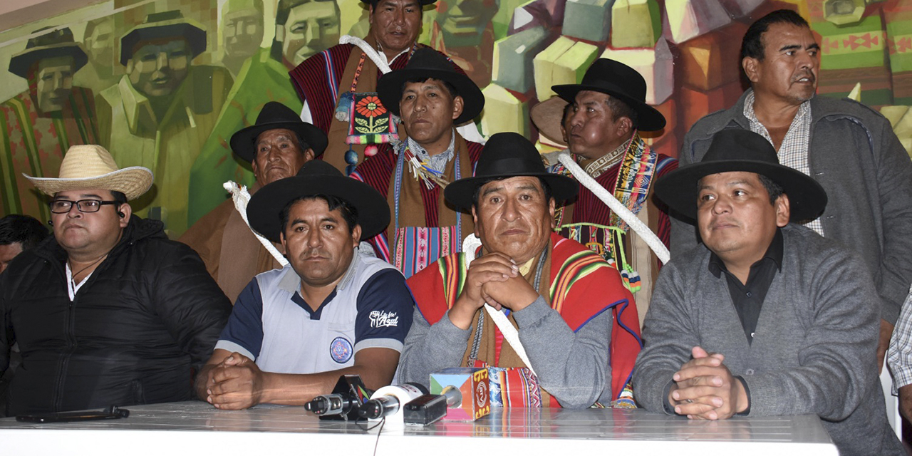 El Comité Ejecutivo Nacional de la Confederación Sindical Única de Trabajadores Campesinos de Bolivia.