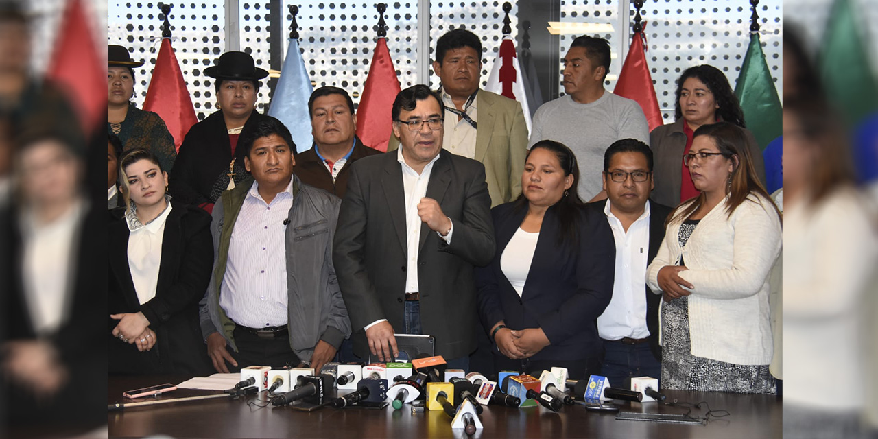Presidente de Diputados afirma que no se somete a ningún órgano del Estado ni a el Senado