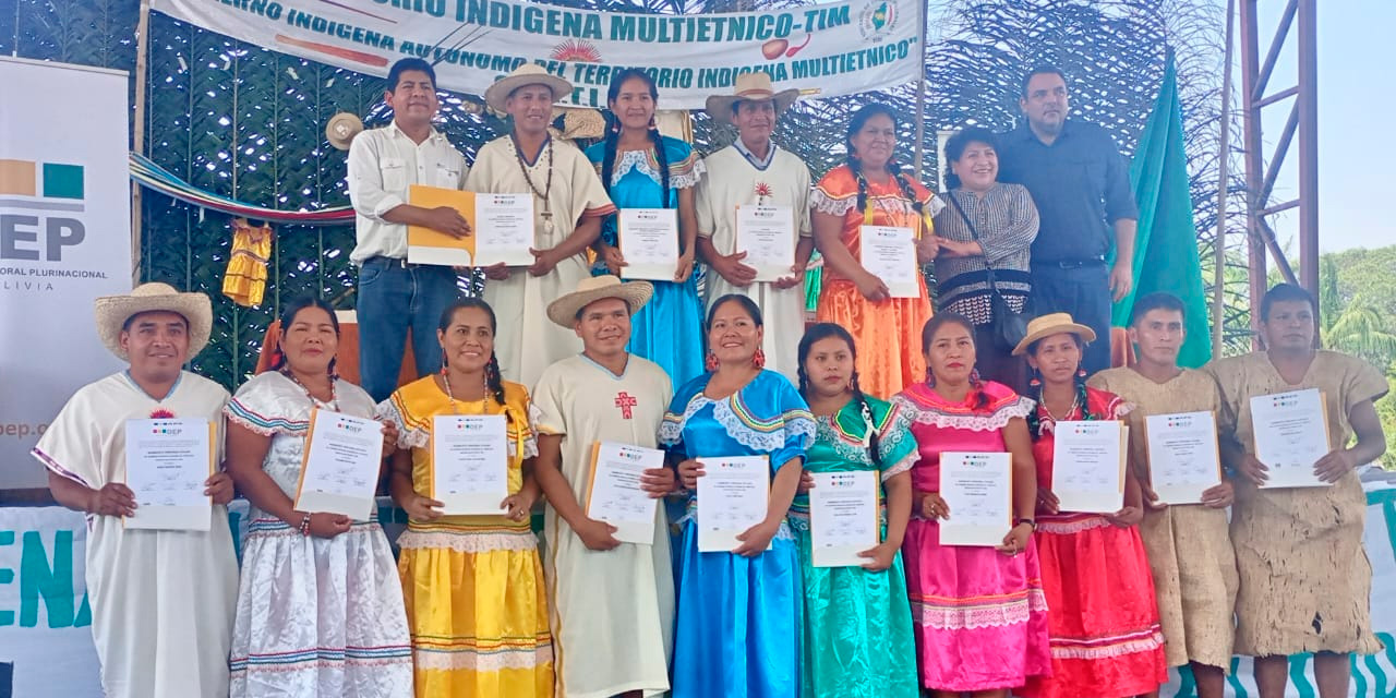 Las nuevas y primeras autoridades del Gobierno Indígena Autónomo del Territorio Indígena Multiétnico (GIA-TIM) y de la Asamblea Legislativa. Foto: SEA