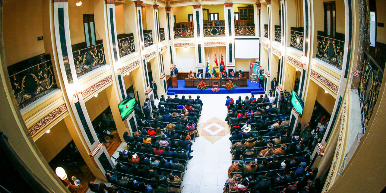 El presidente Luis Arce participó en el aniversario de la Agamdepaz. | Foto: Comunicación Presidencial