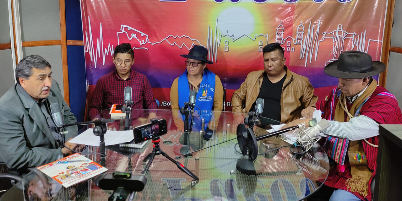 Panelistas invitados al programa ‘Dialogando con el Pueblo’, de las RPO.