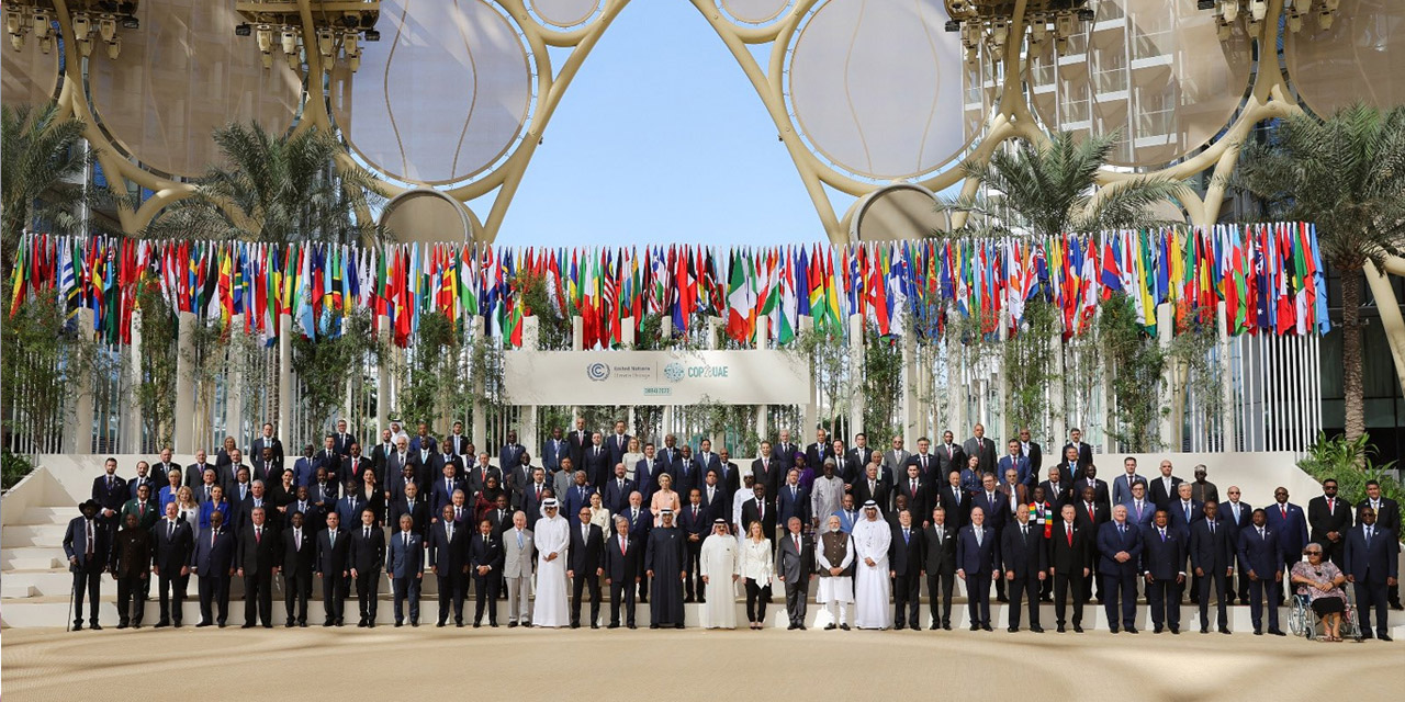 Delegaciones de diferentes países participan en la COP 28 en Dubai. Foto: Cancillería.