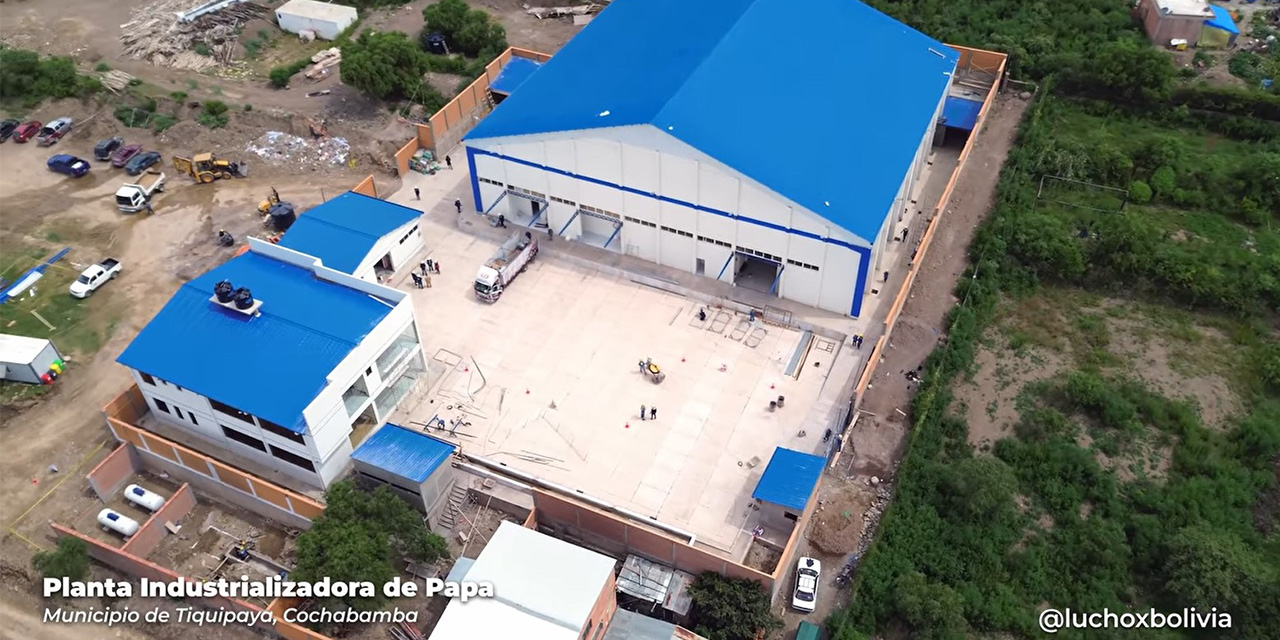 Arce asegura que su Gobierno está concentrado en consolidar la industrialización