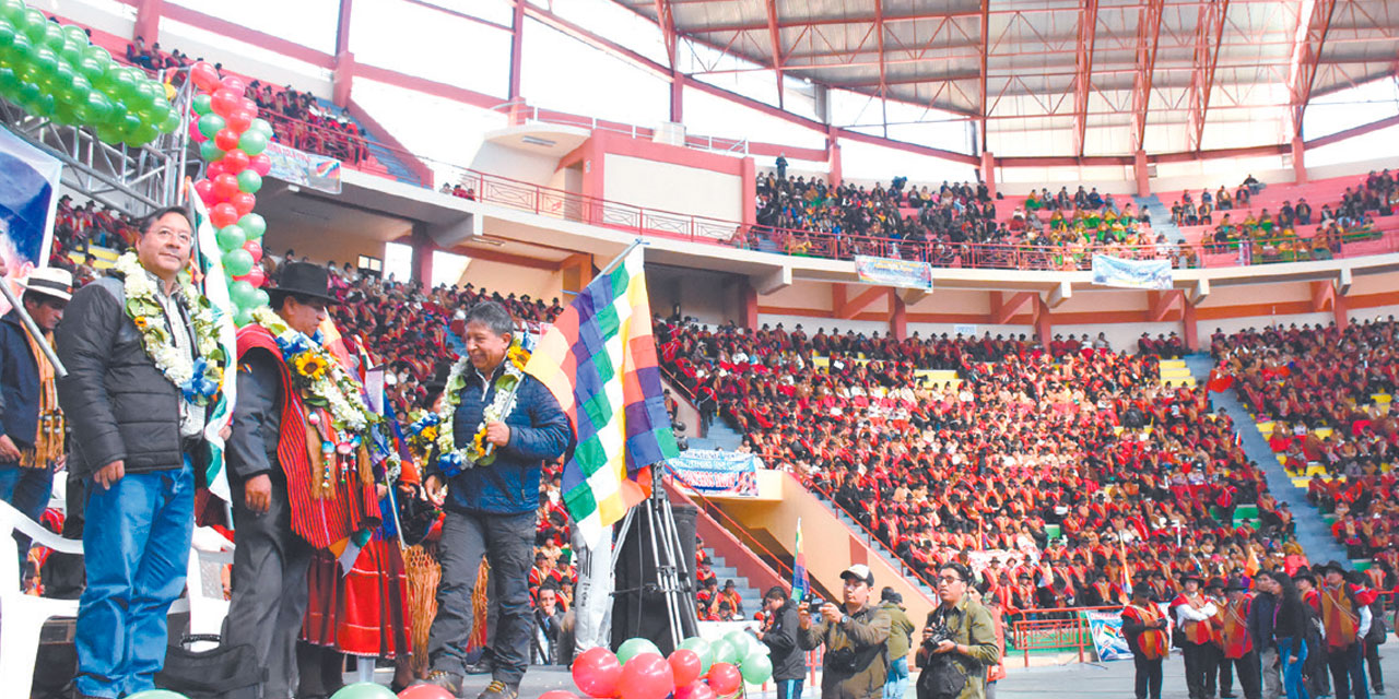 El presidente Luis Arce en la inauguración del congreso de los ‘Túpac Katari’. Foto: Jorge Mamani