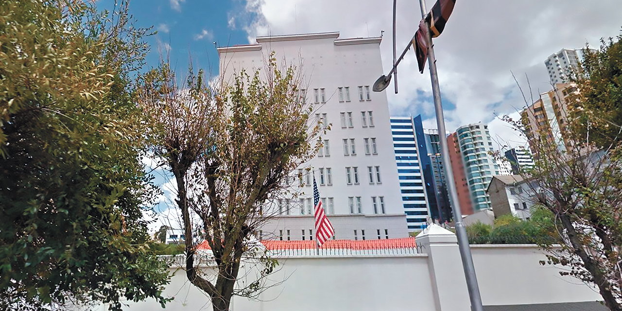 Frontis de la Embajada de Estados Unidos en La Paz. Foto: Archivo