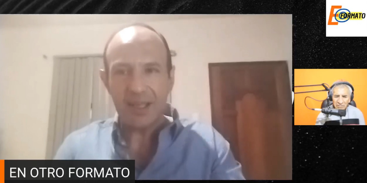 El activista político Luis Fernando Hamdan Calancha en el programa En Otro Formato, el 7 de junio.