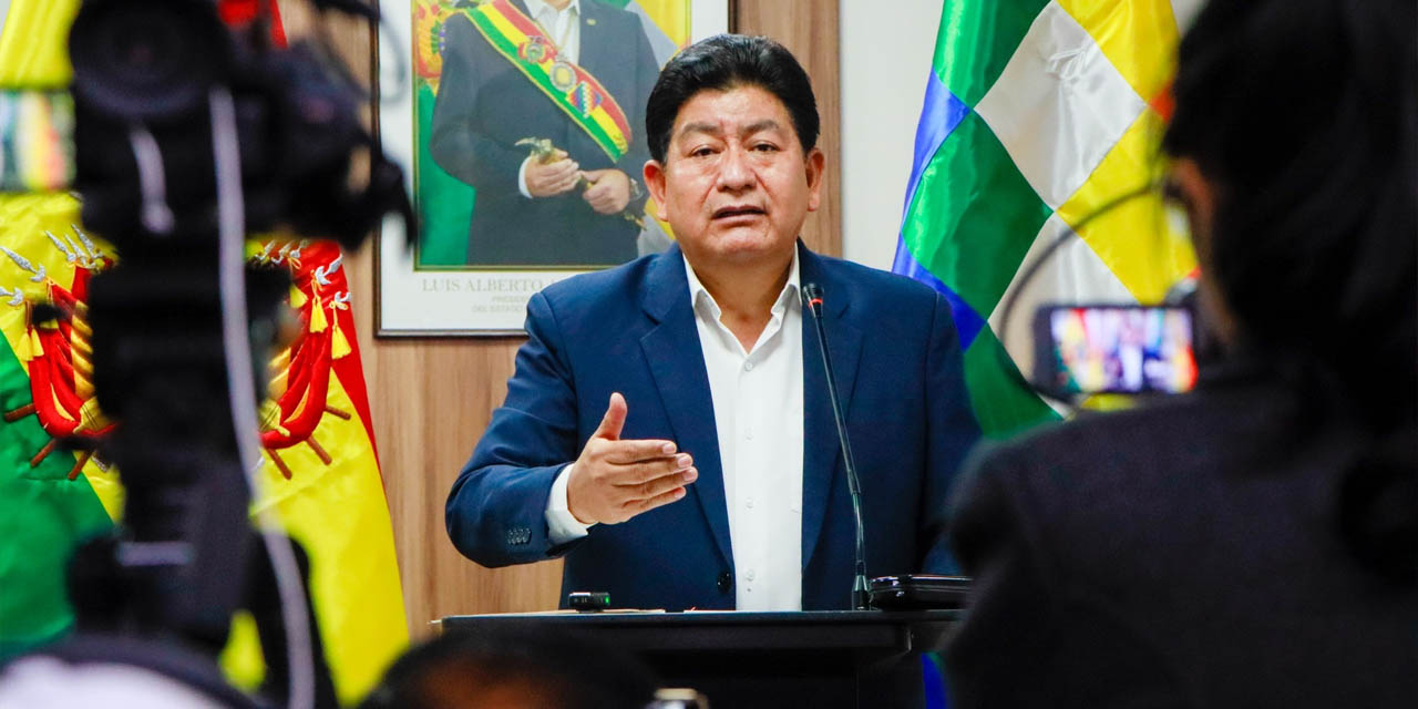 El ministro de Obras Públicas, Edgar Montaño. Foto: MOPSyV