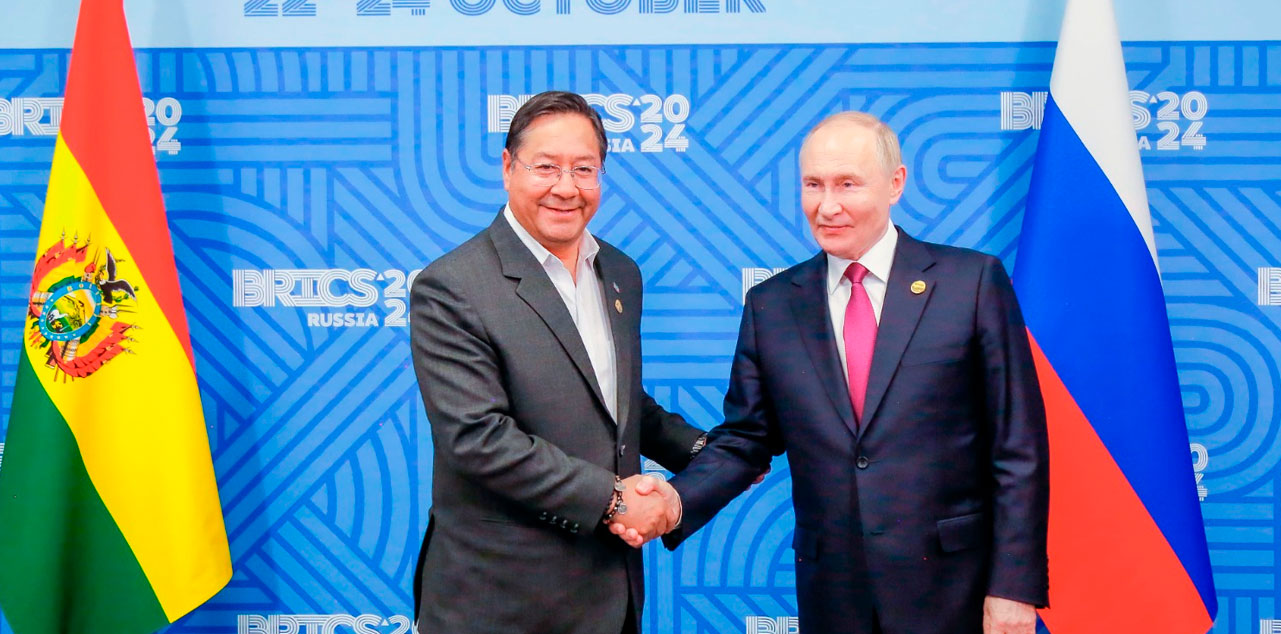 El presidente Luis Arce con su par ruso Vladimir Putin. Foto Presidencia archivo