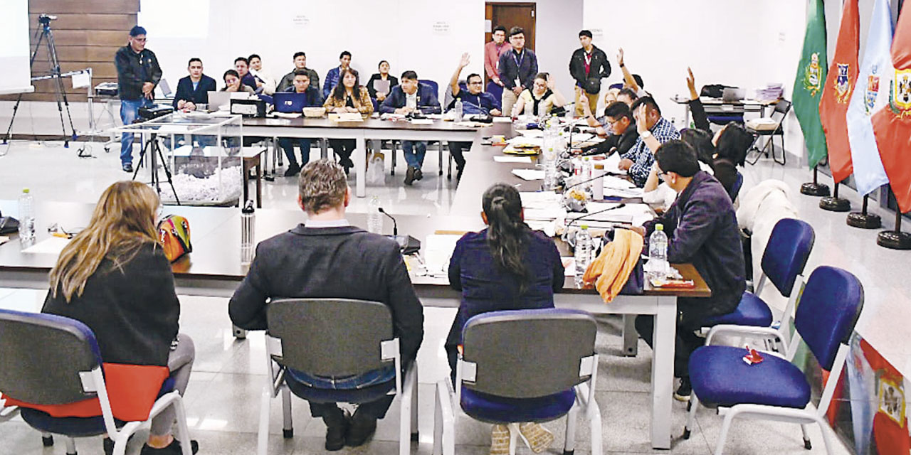 La Comisión Mixta de Justicia Plural.