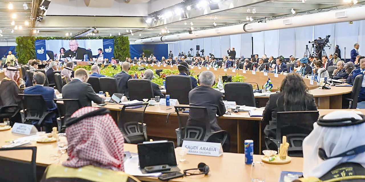 Reunión de los jefes de Estado de los países miembros del G20 en Río de Janeiro, Brasil.